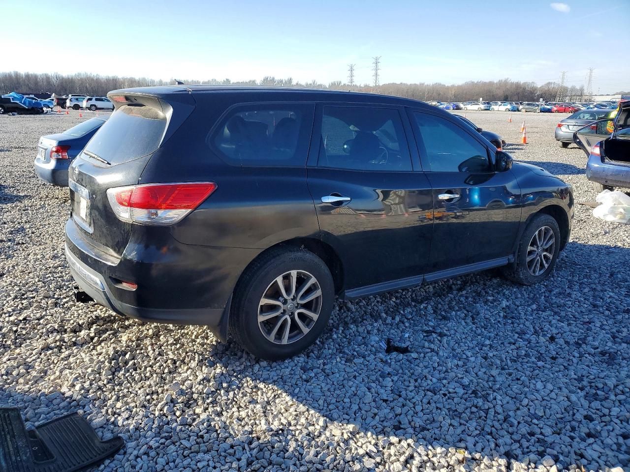 2014 Nissan Pathfinder s
