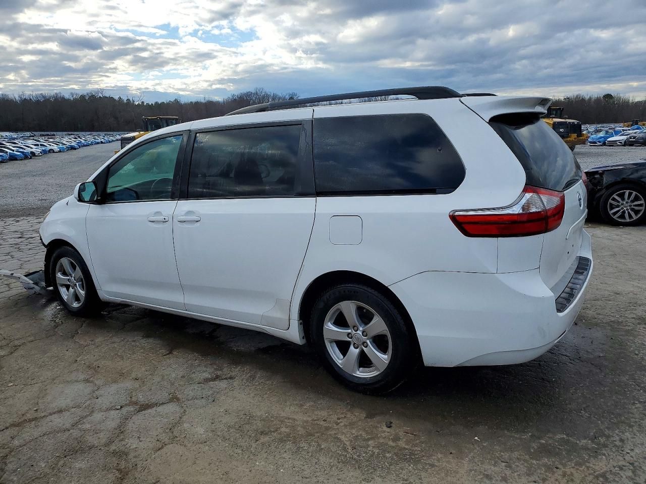 2015 Toyota Sienna le