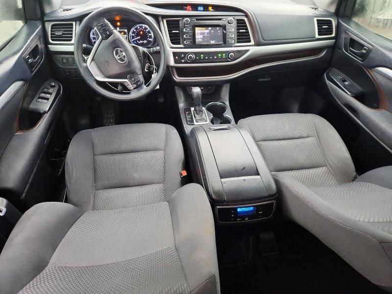 2019 Toyota Highlander le