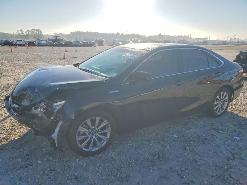 2016 Toyota Camry Hybrid