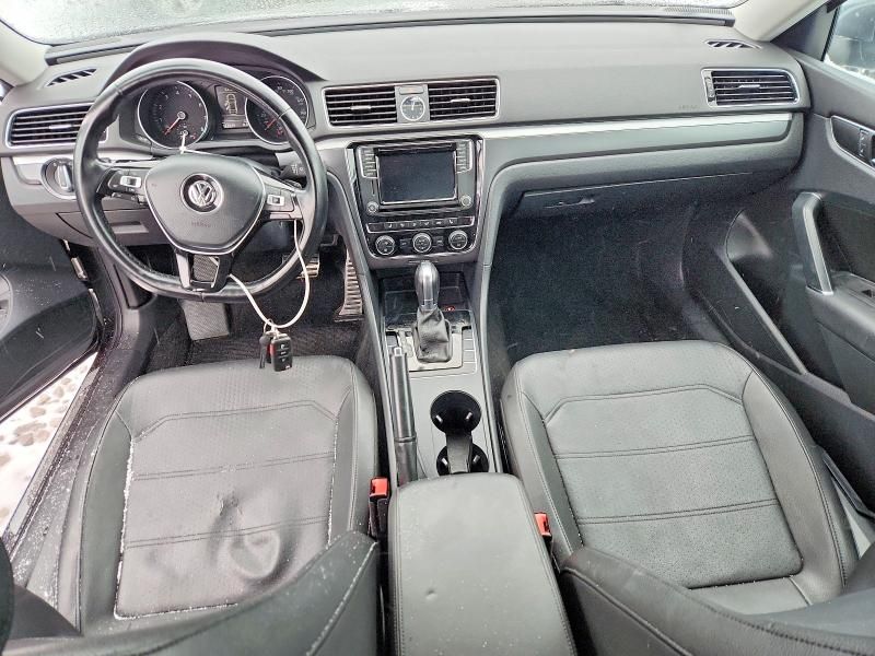 2017 Volkswagen Passat R-line