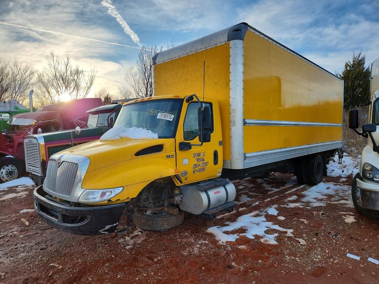 2020 International MV607 BOX Truck