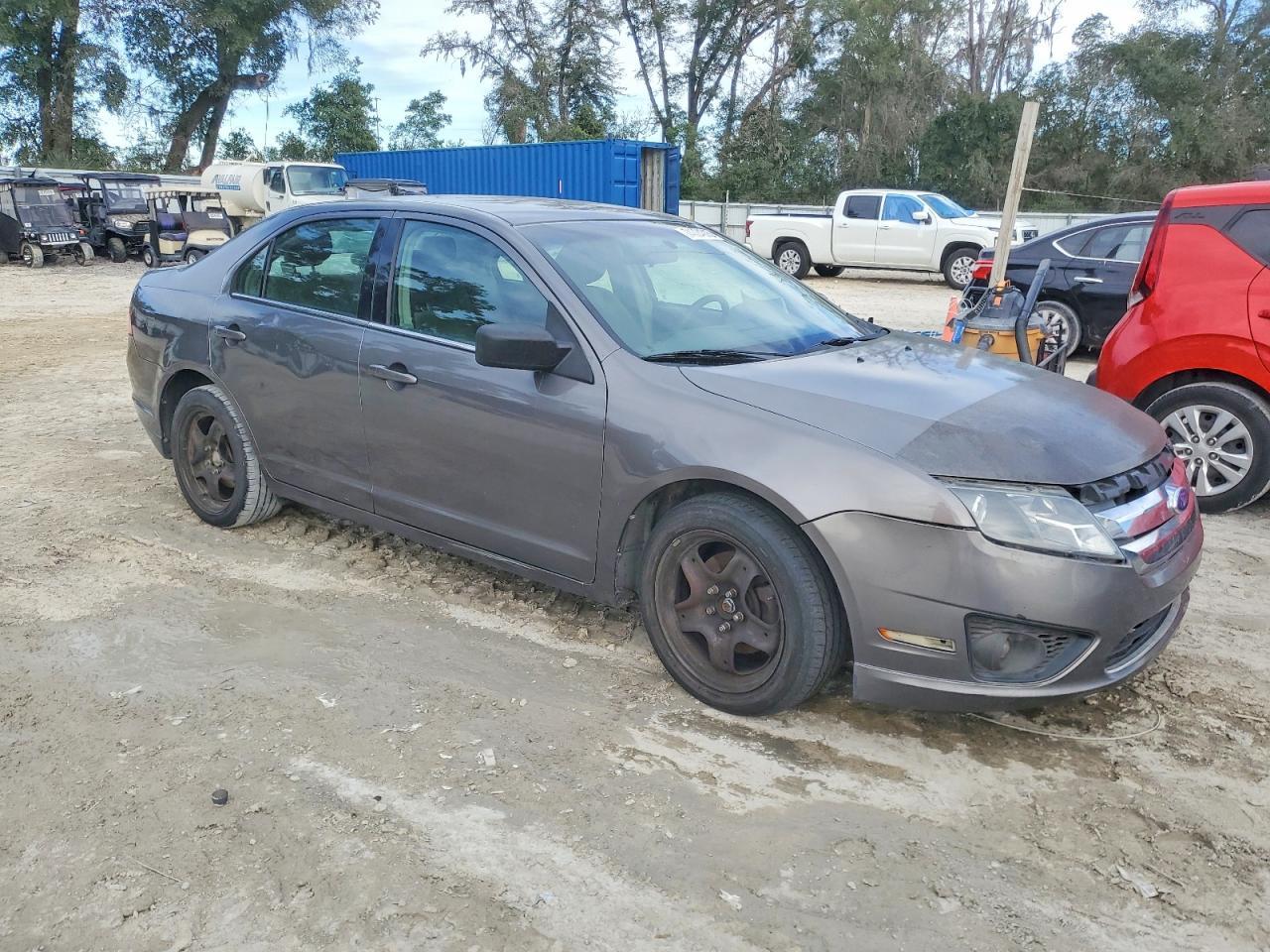 2011 Ford Fusion se