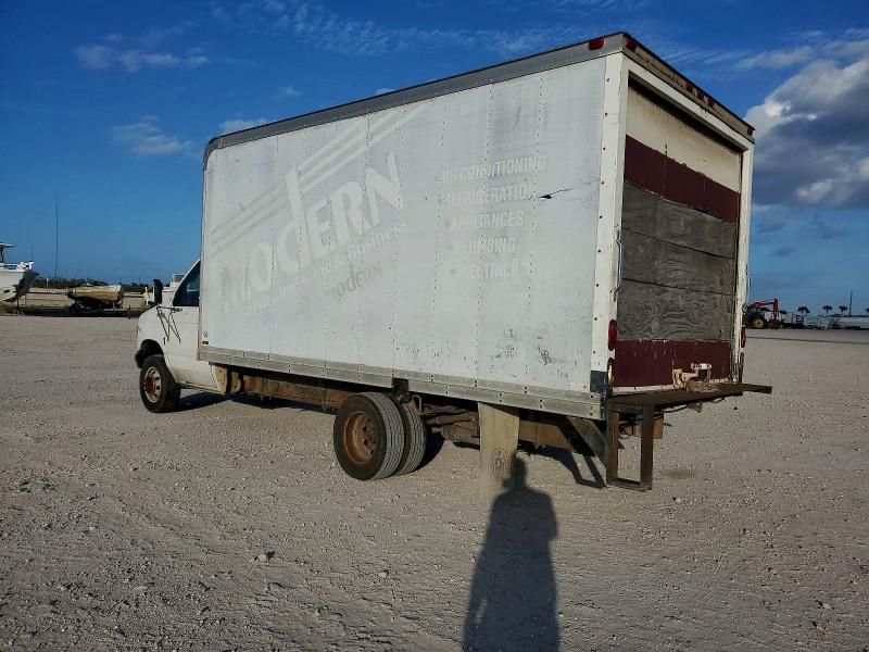 2001 Ford E350 BOX Truck