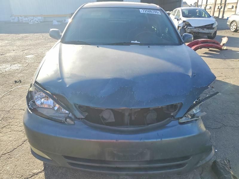 2003 Toyota Camry le