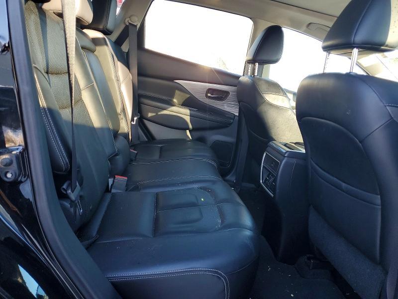 2016 Nissan Murano s