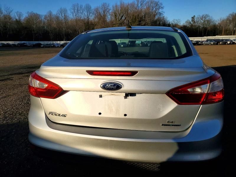 2014 Ford Focus se