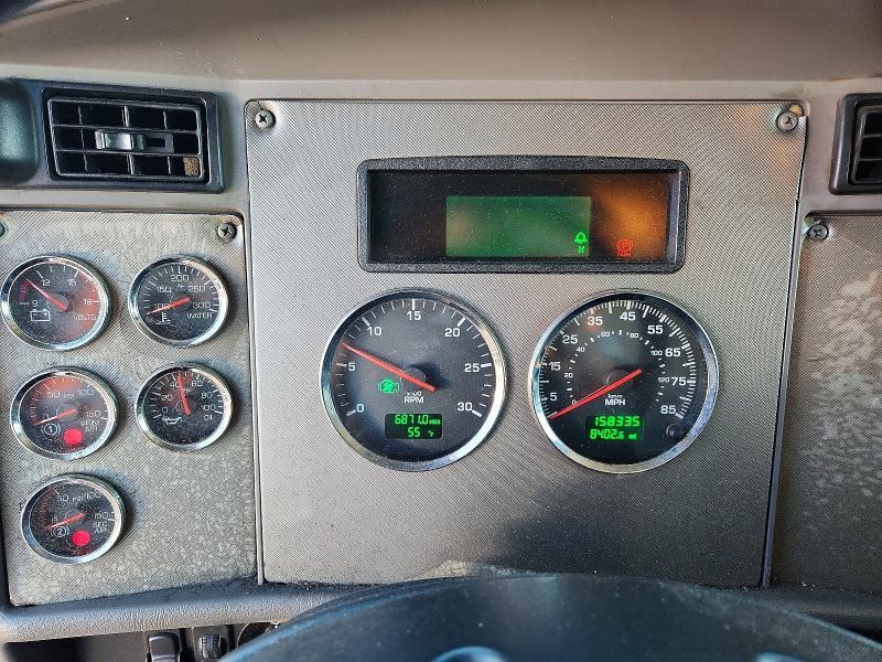 2013 Kenworth T370 BOX Truck