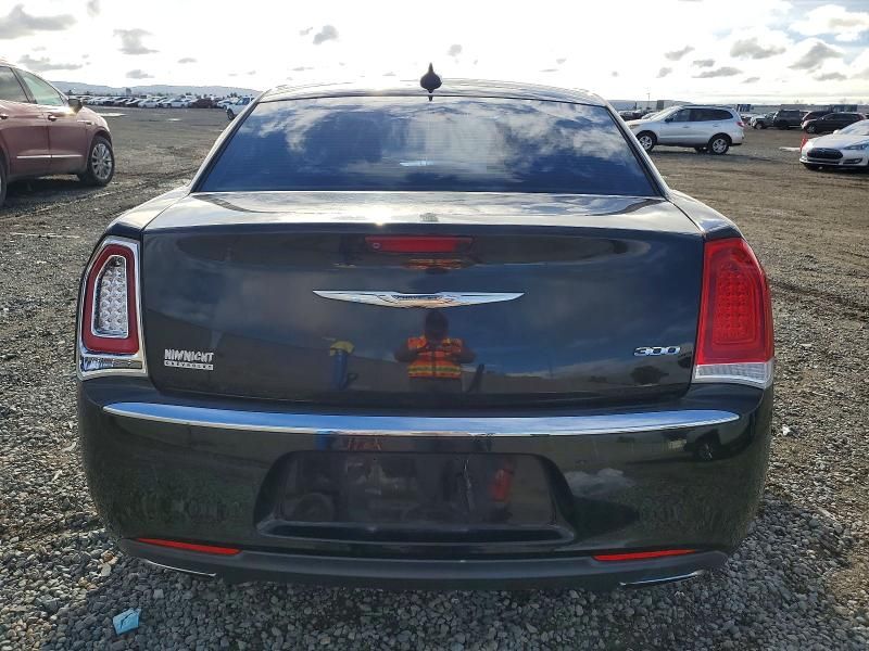 2018 Chrysler 300 Limited