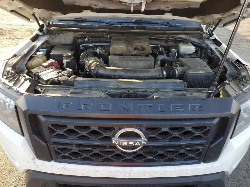 2022 Nissan Frontier s