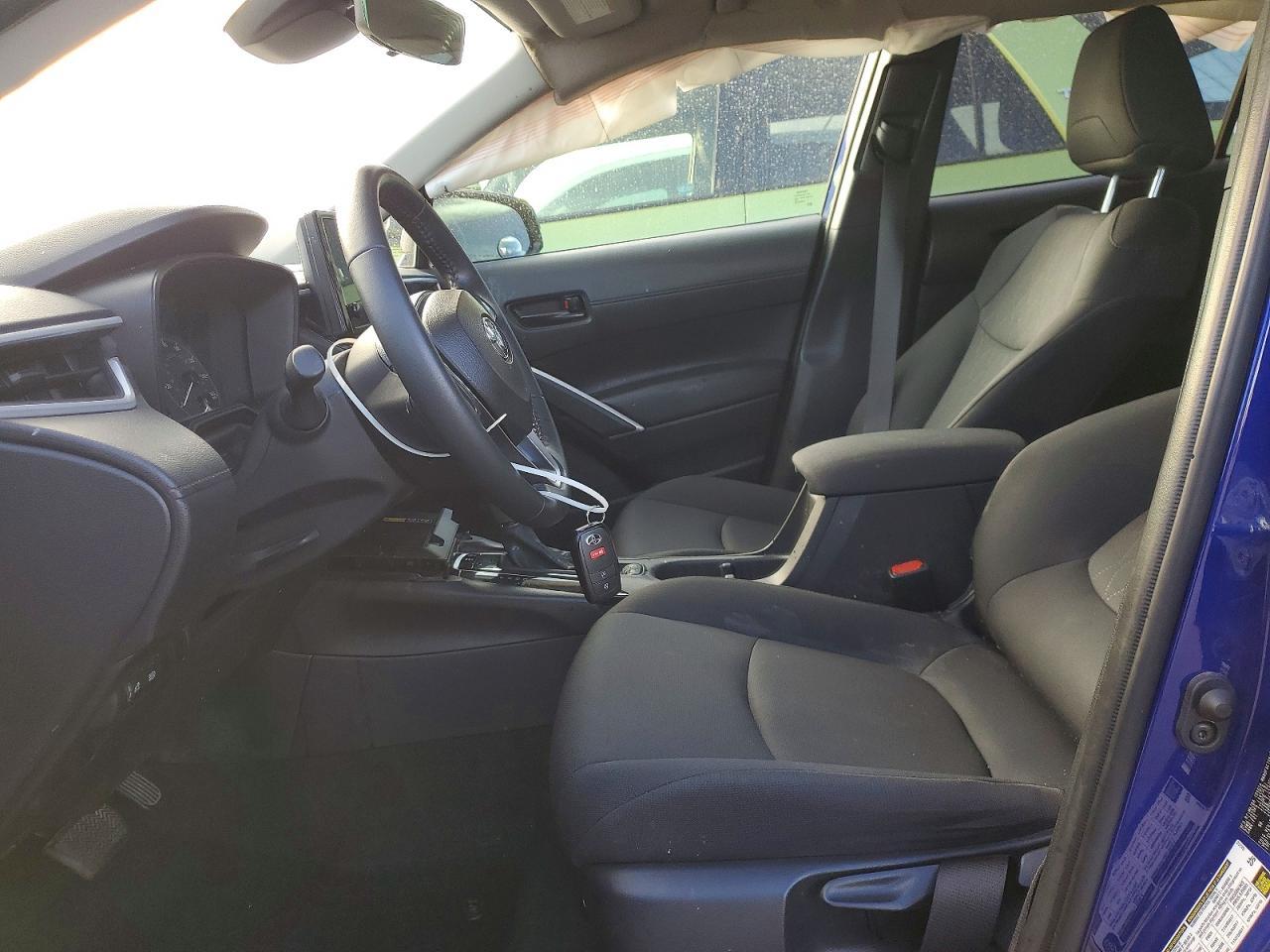 2025 Toyota Corolla Cross le