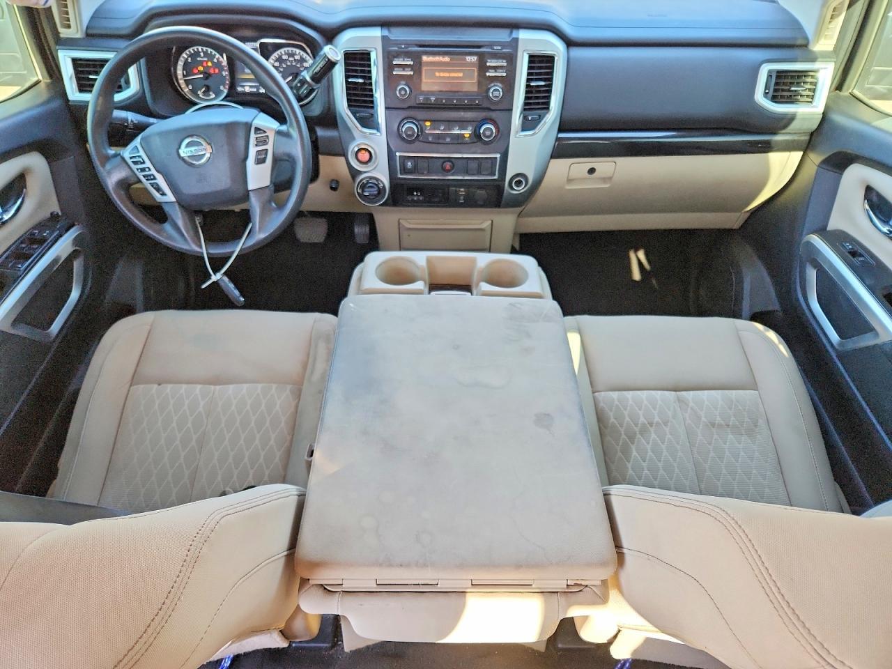 2016 Nissan Titan XD SV