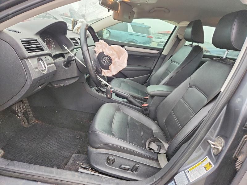 2015 Volkswagen Passat s