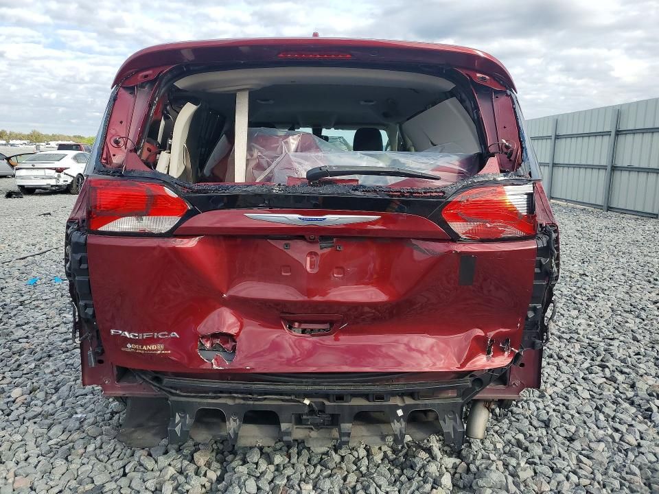 2018 Chrysler Pacifica Touring Plus