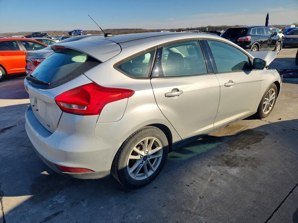 2017 Ford Focus se