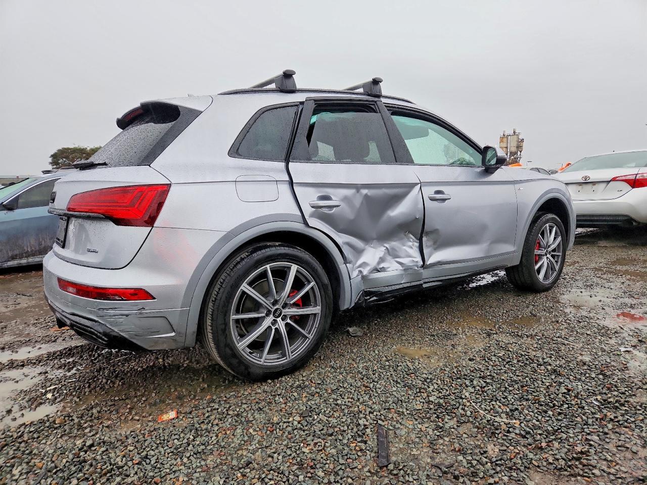 2024 Audi Q5 e Premium Plus 55