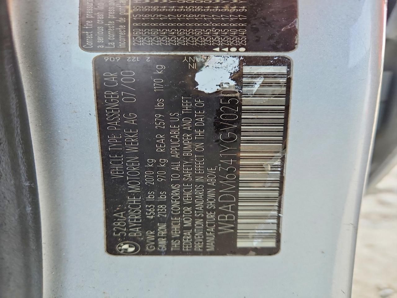 2000 BMW 528 i Automatic