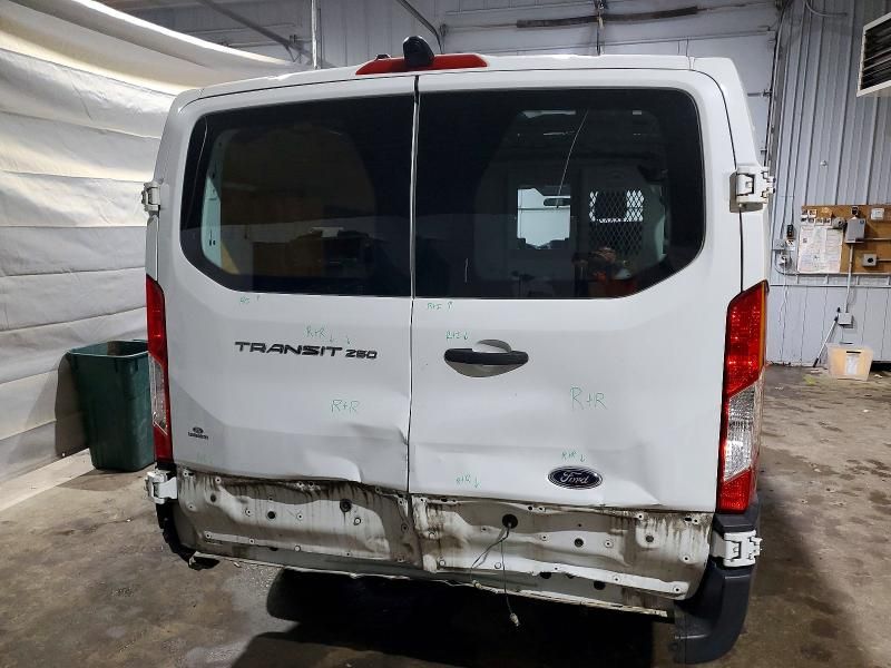 2015 Ford Transit T-250