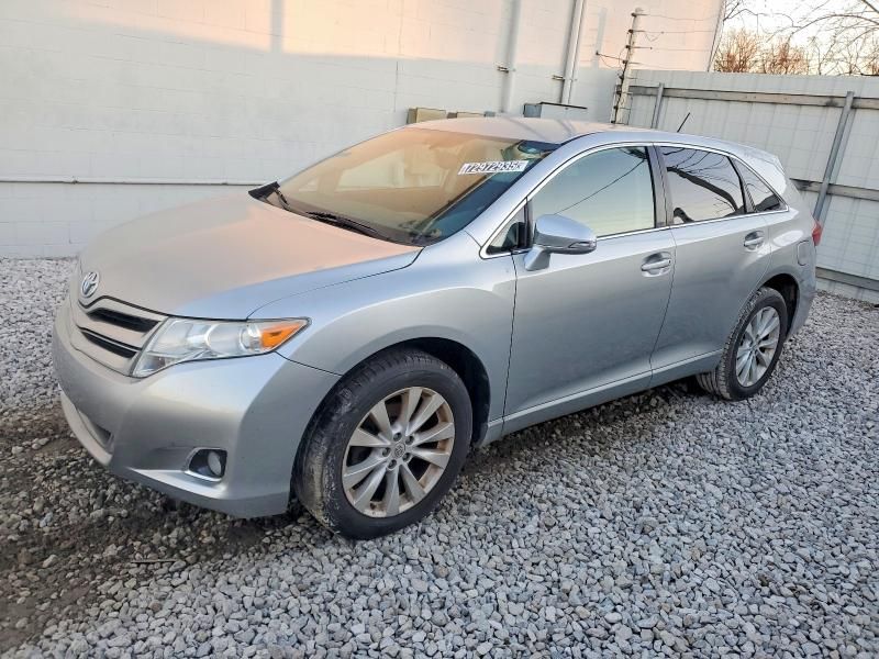 2015 Toyota Venza le