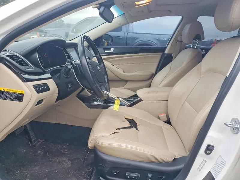 2014 KIA Cadenza Premium