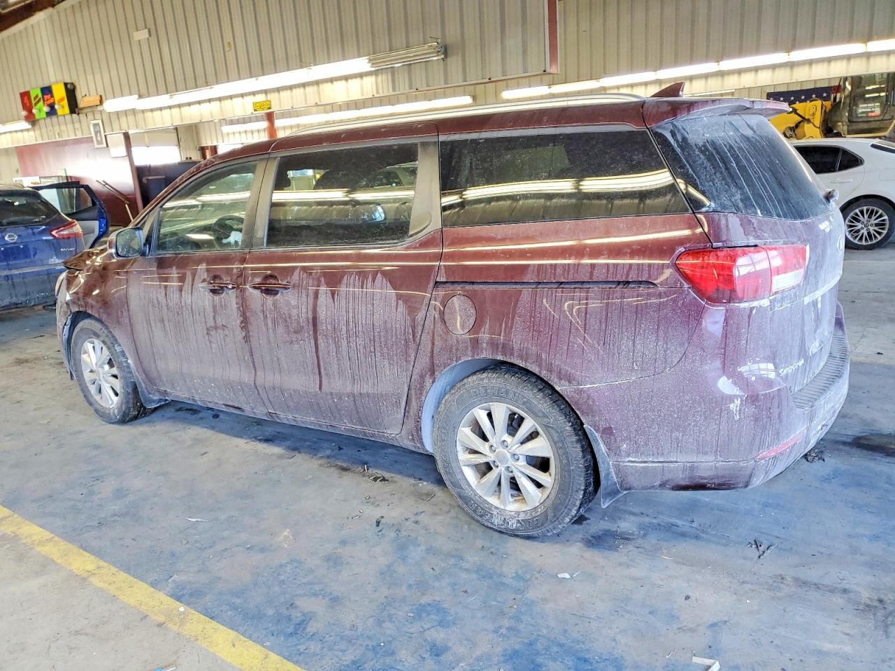 2016 KIA Sedona lx