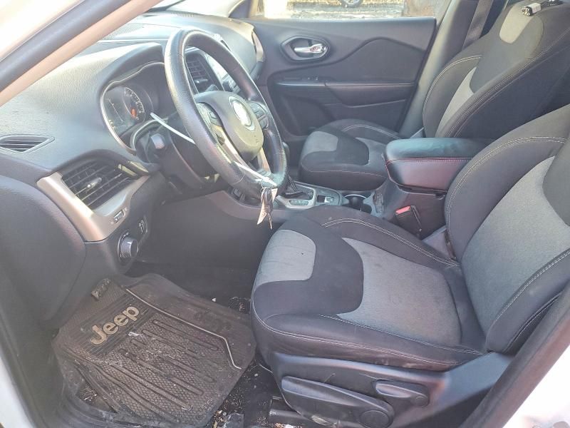 2015 Jeep Cherokee Sport