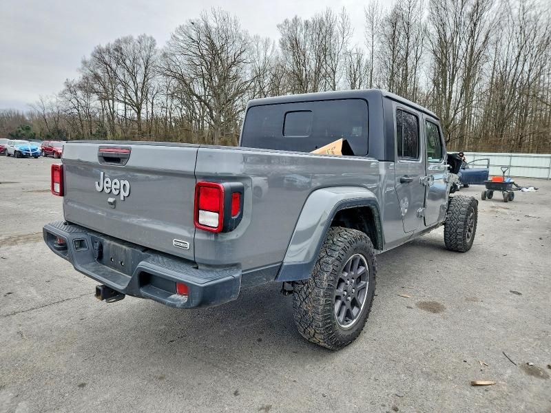 2021 Jeep Gladiator Overland