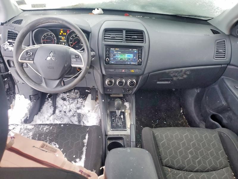 2025 Mitsubishi Outlander Sport s