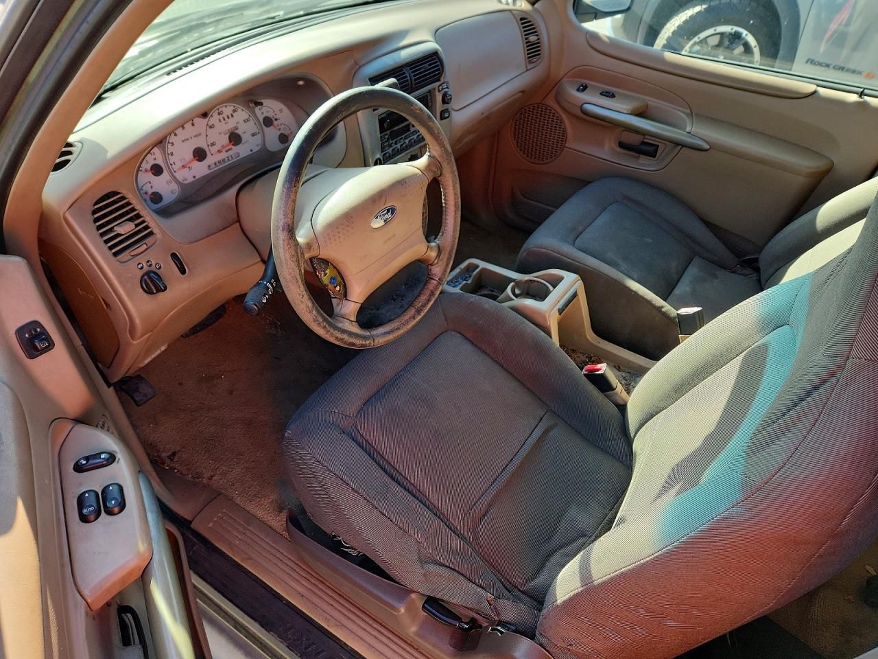 2001 Ford Explorer Sport