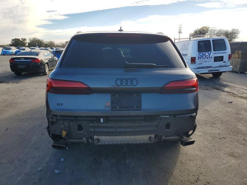 2025 Audi Q7 Prestige