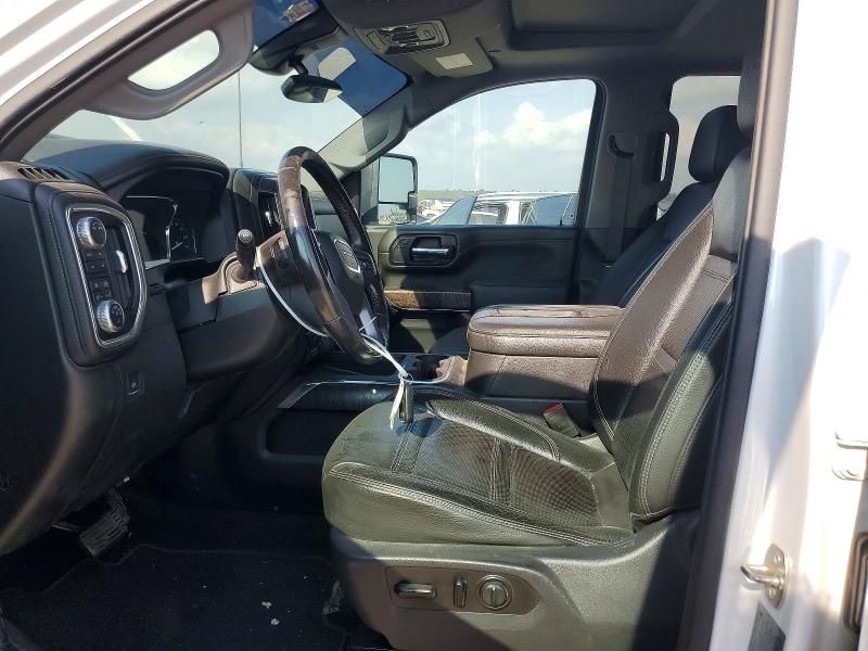 2020 GMC Sierra K2500 Denali