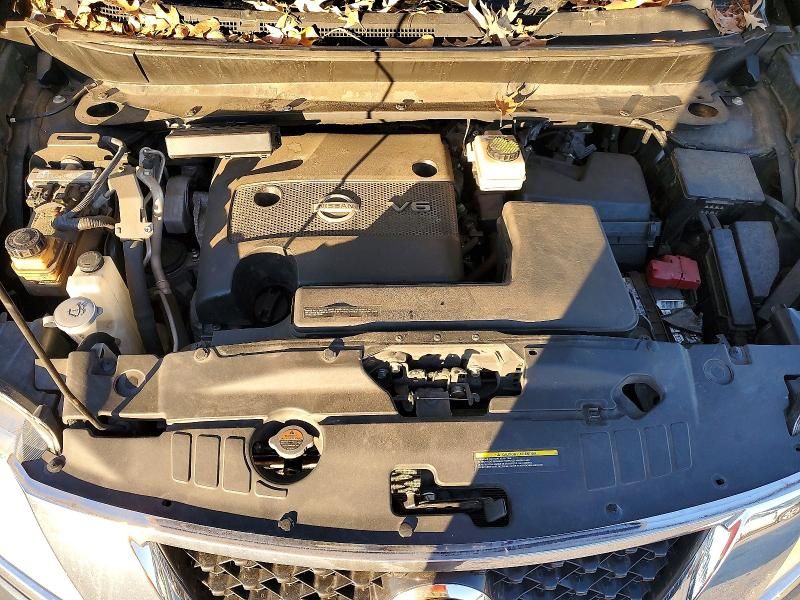 2014 Nissan Pathfinder s