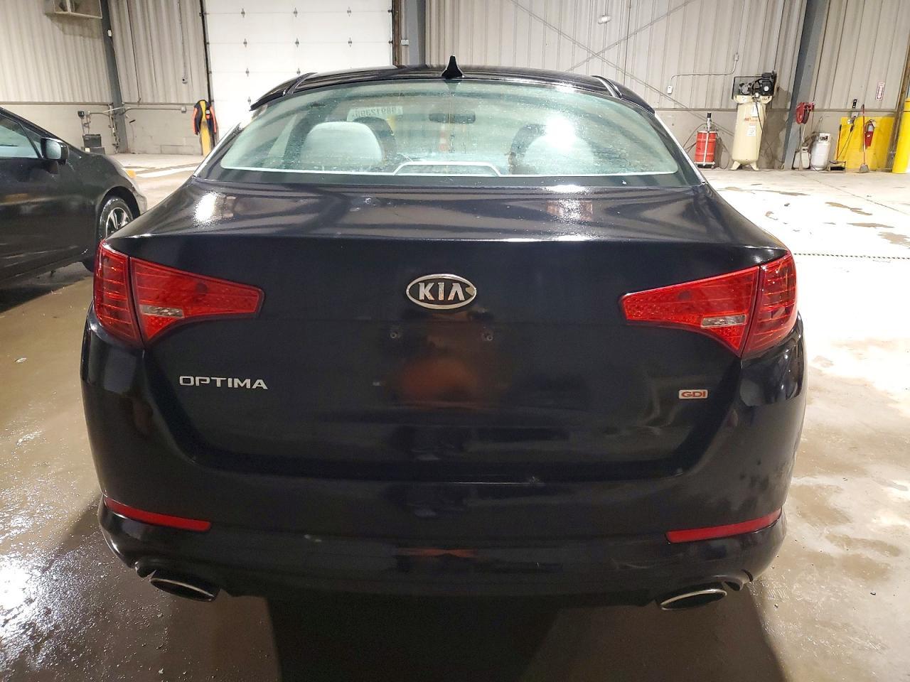 2012 KIA Optima lx