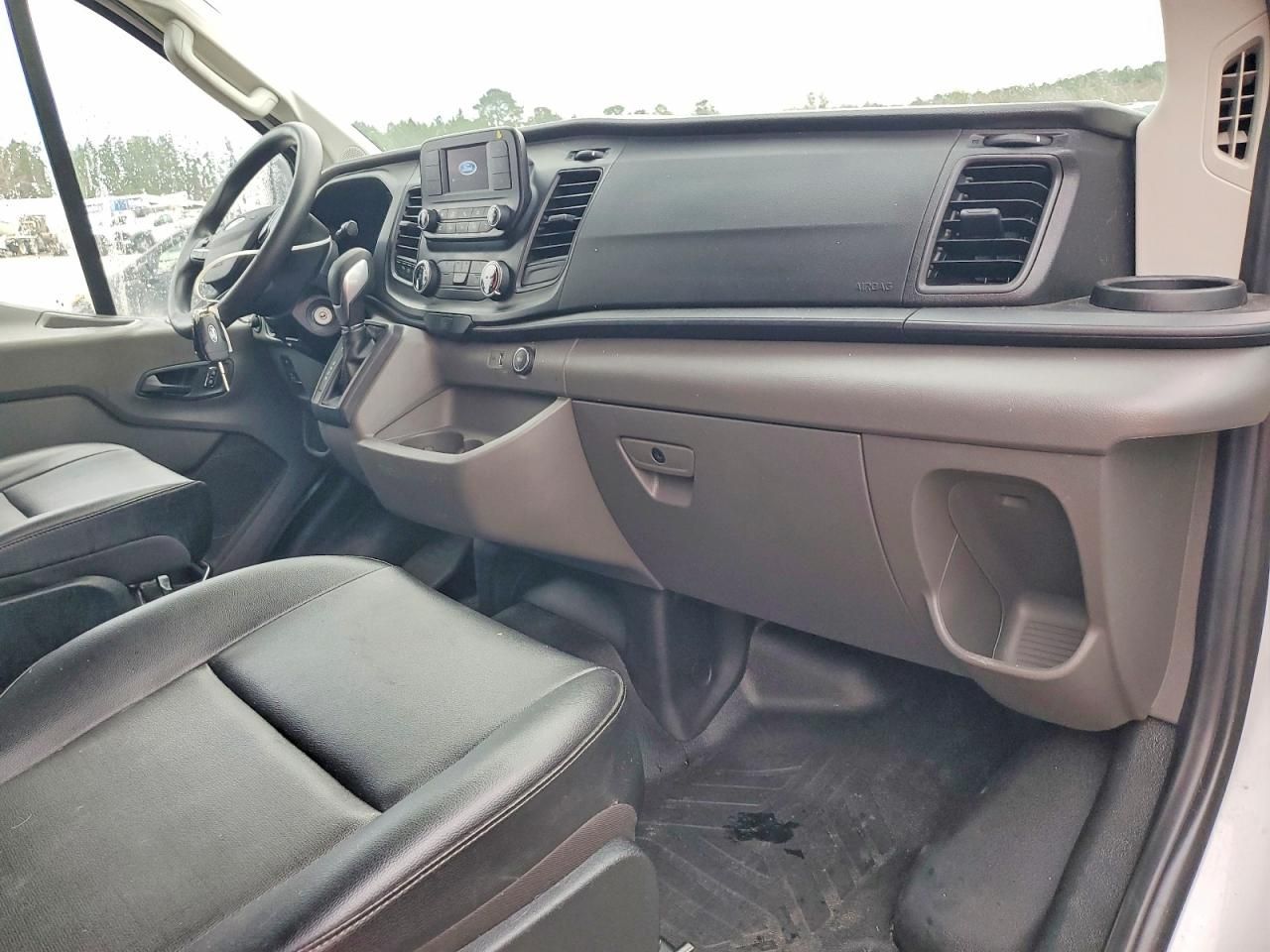 2022 Ford Transit T-150