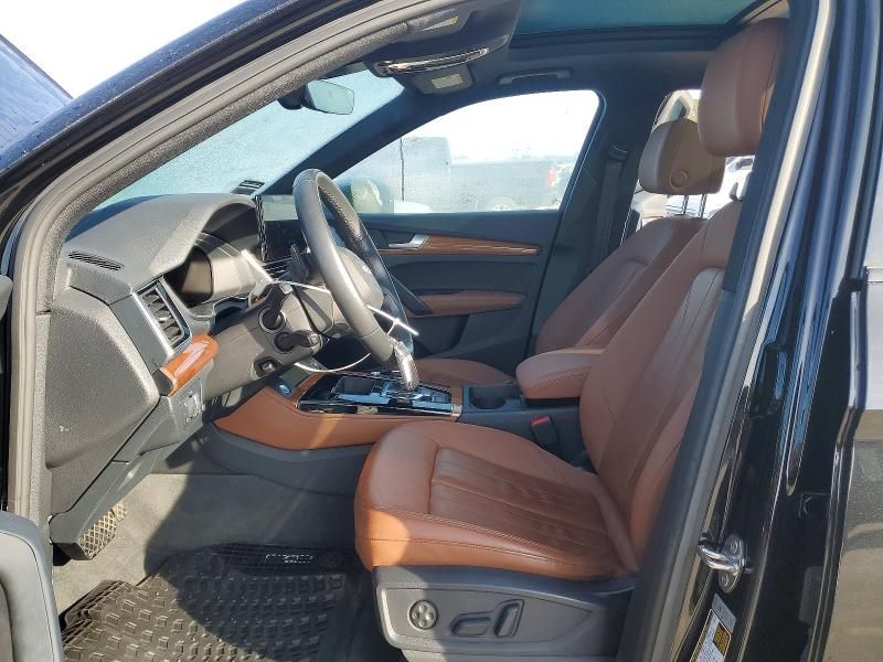 2023 Audi Q5 Premium Plus 45