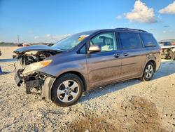 2014 Toyota Sienna le for sale in New Braunfels, TX