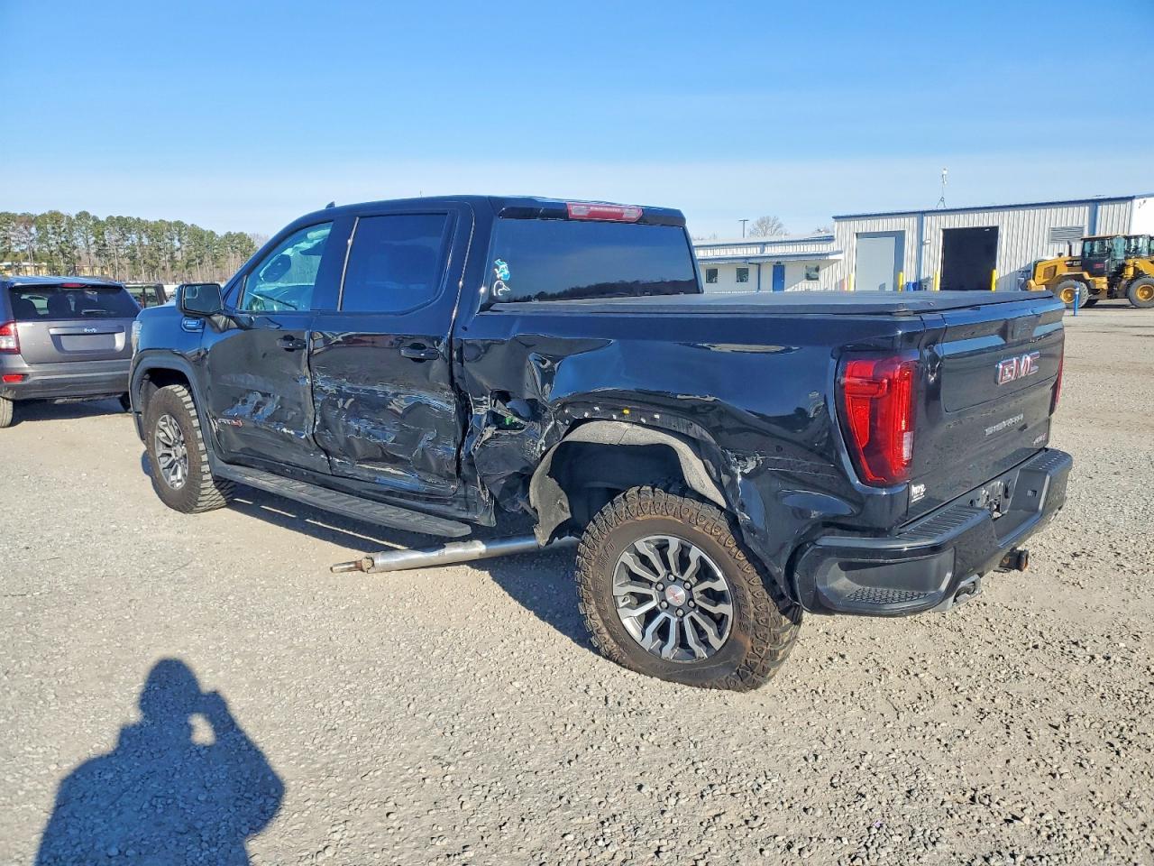 2021 GMC Sierra K1500 AT4