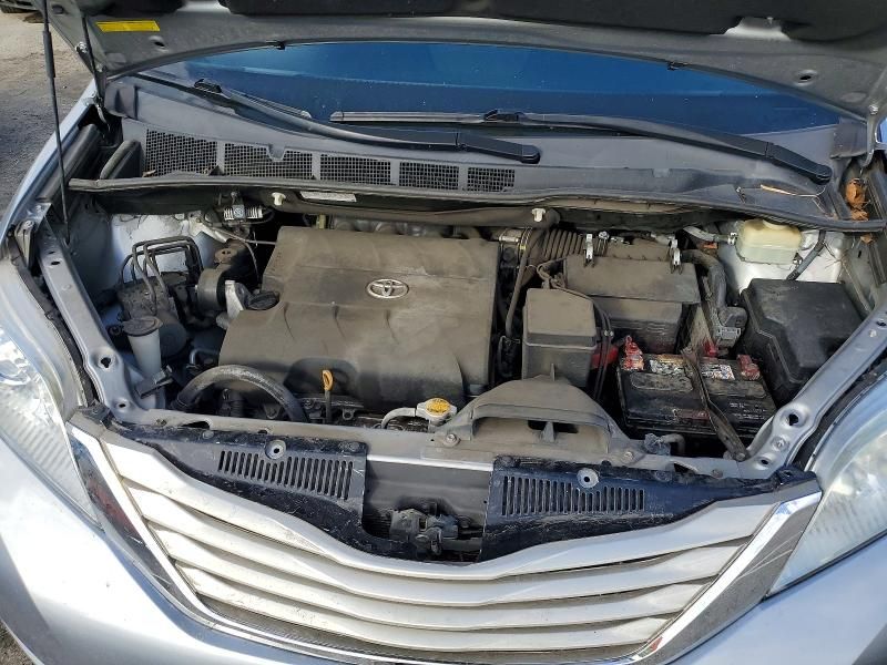 2016 Toyota Sienna xle