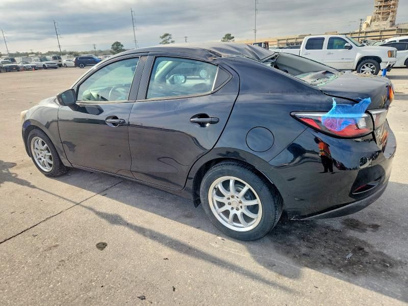 2017 Toyota Yaris ia