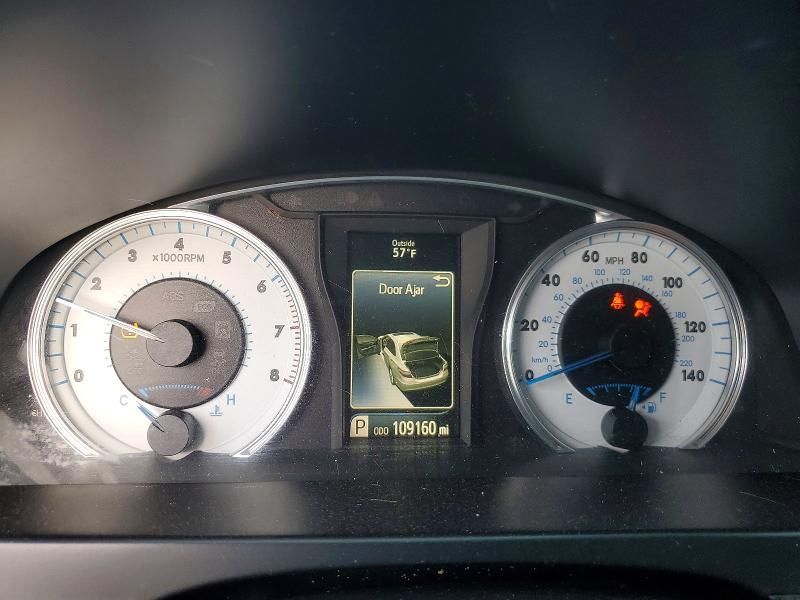 2016 Toyota Camry le