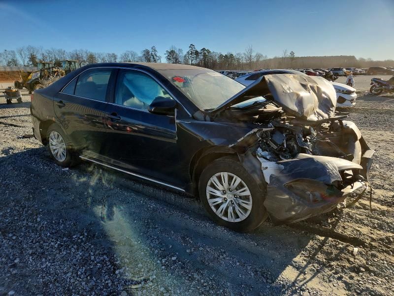 2013 Toyota Camry le