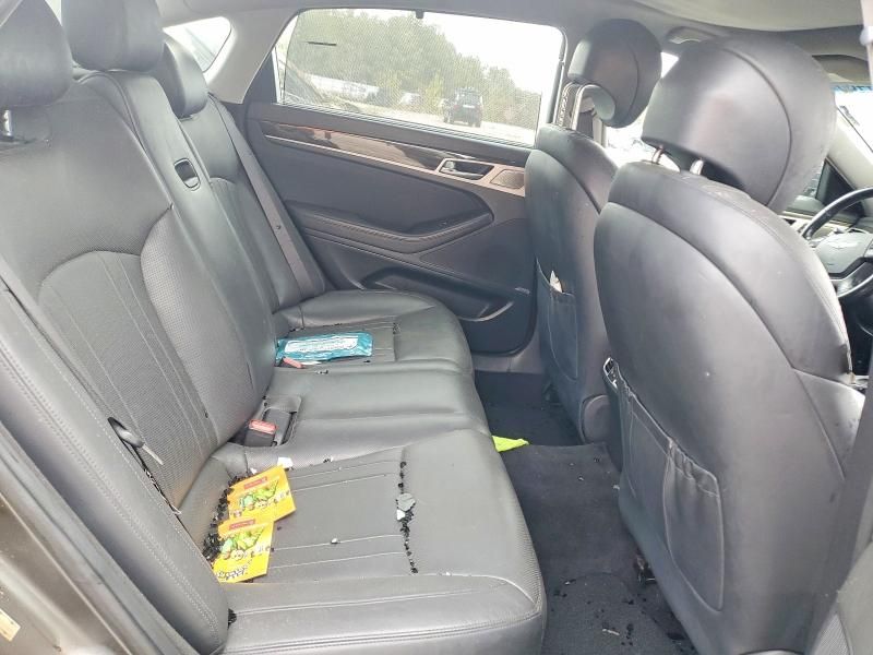 2018 Genesis G80 Base