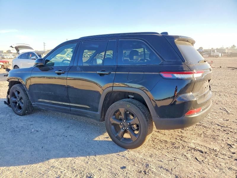 2023 Jeep Grand Cherokee Laredo