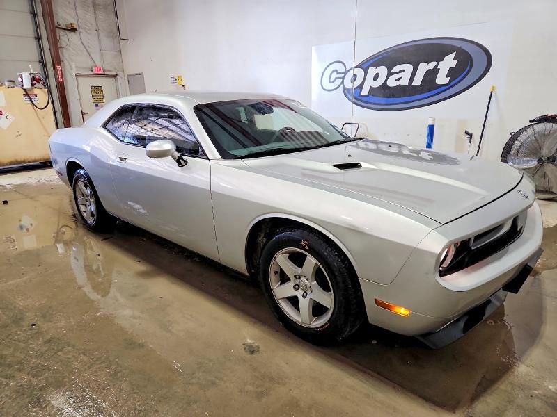 2010 Dodge Challenger se