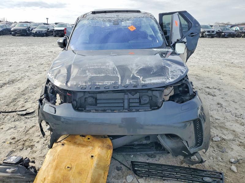 2020 Land Rover Discovery hse
