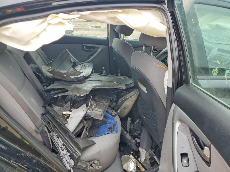 2014 Hyundai Elantra se