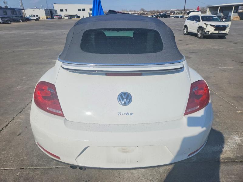 2016 Volkswagen Beetle s