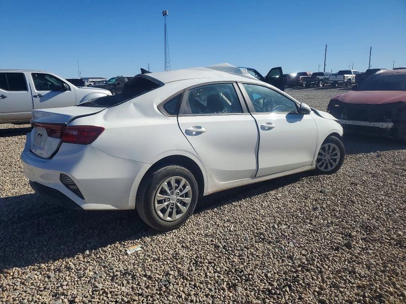 2024 KIA Forte lx
