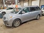 2016 Toyota Sienna xle