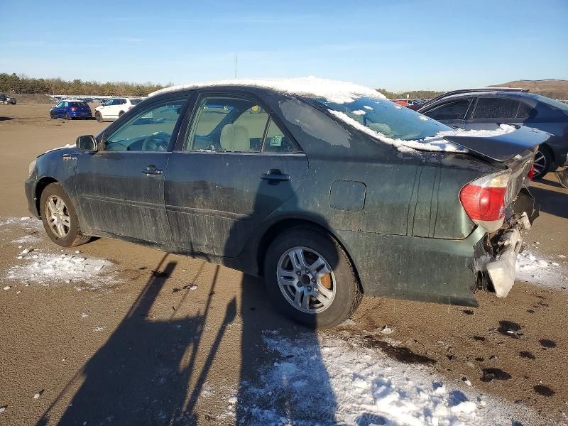 2005 Toyota Camry le